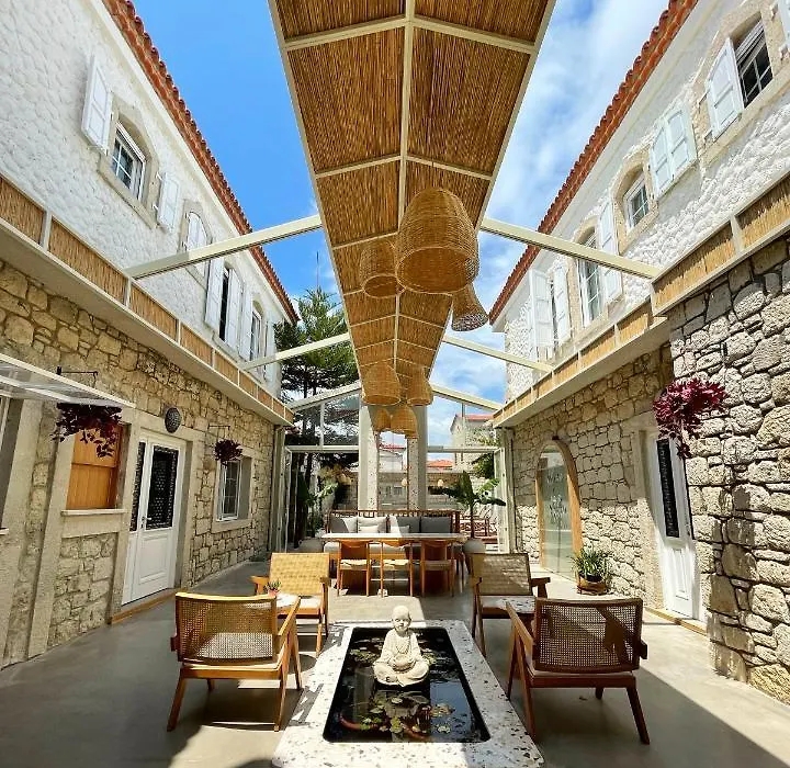 Monk Alaçatı-1